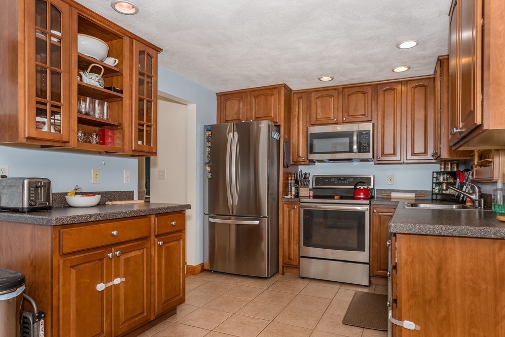 66 Healy Rd