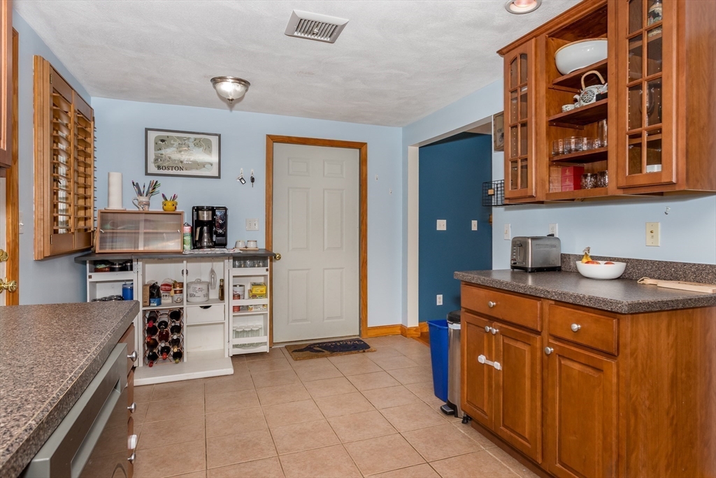 66 Healy Rd
