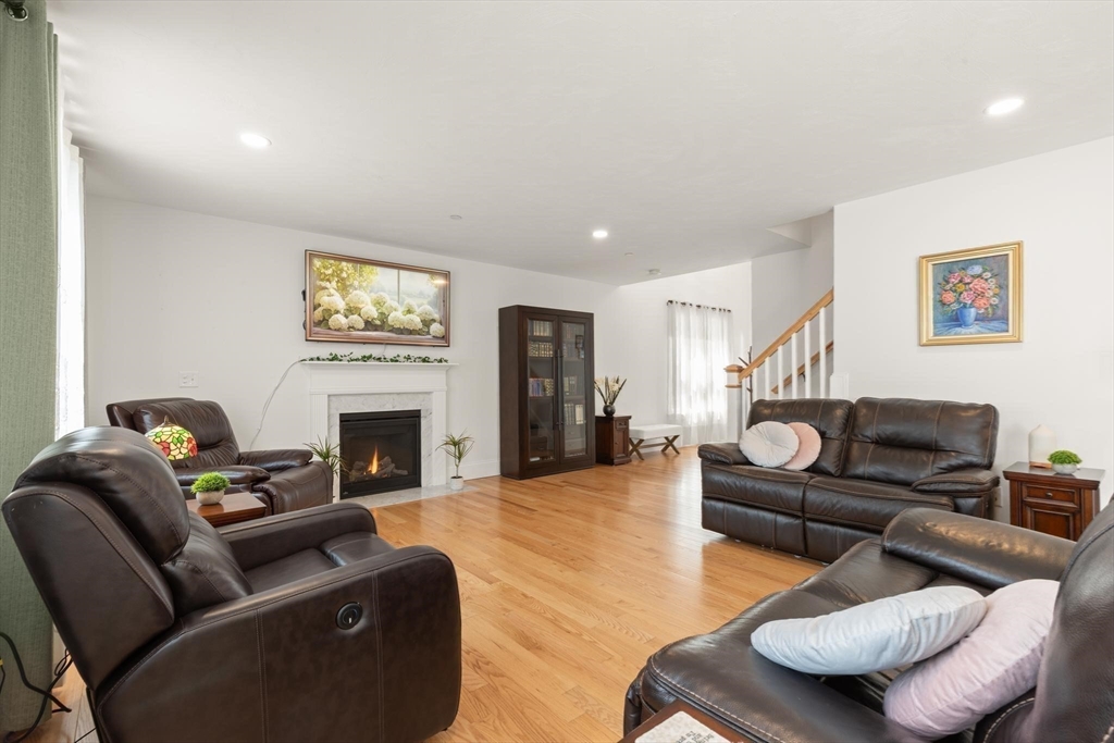 45 Douglas St