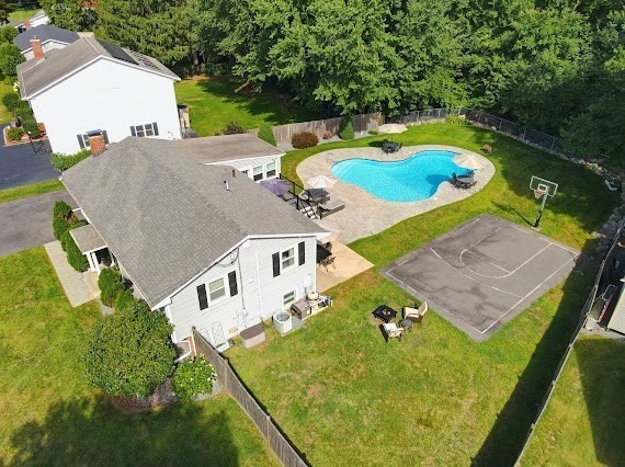 29 Stratford Ave