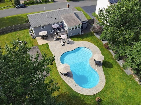 29 Stratford Ave