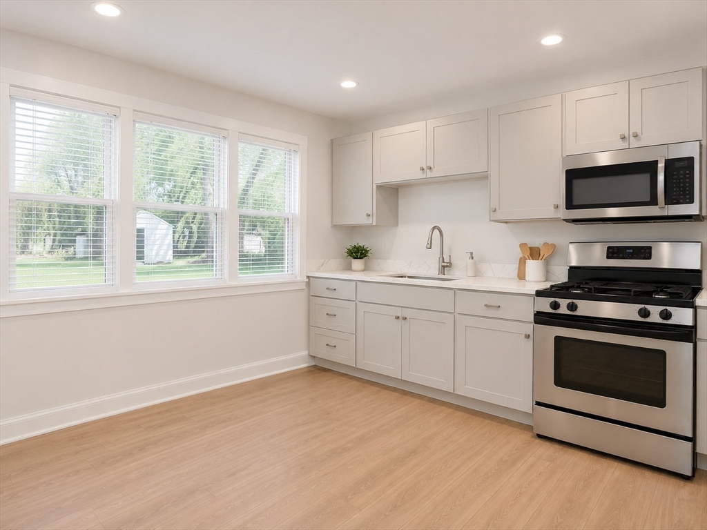 20 Rayburn Rd