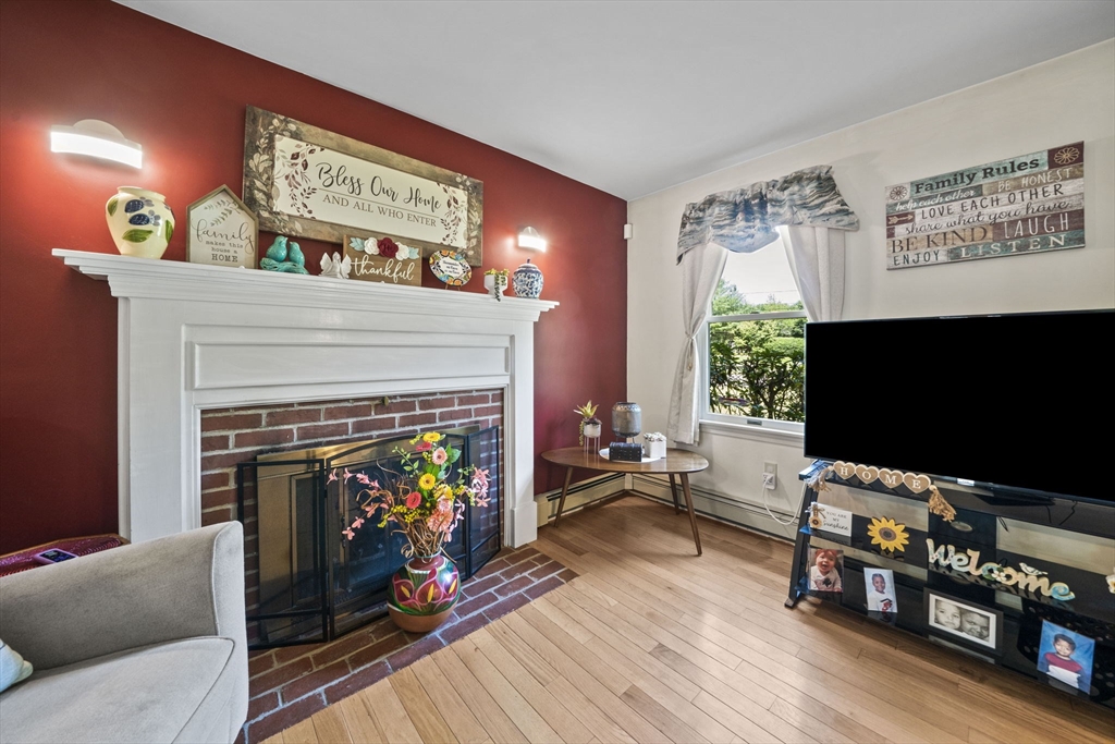 5 Auburndale Hts