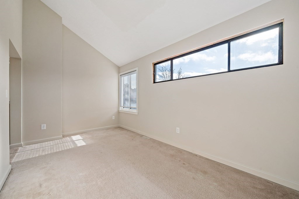 51 Cottonwood Dr # 2 Unit: 90-2
