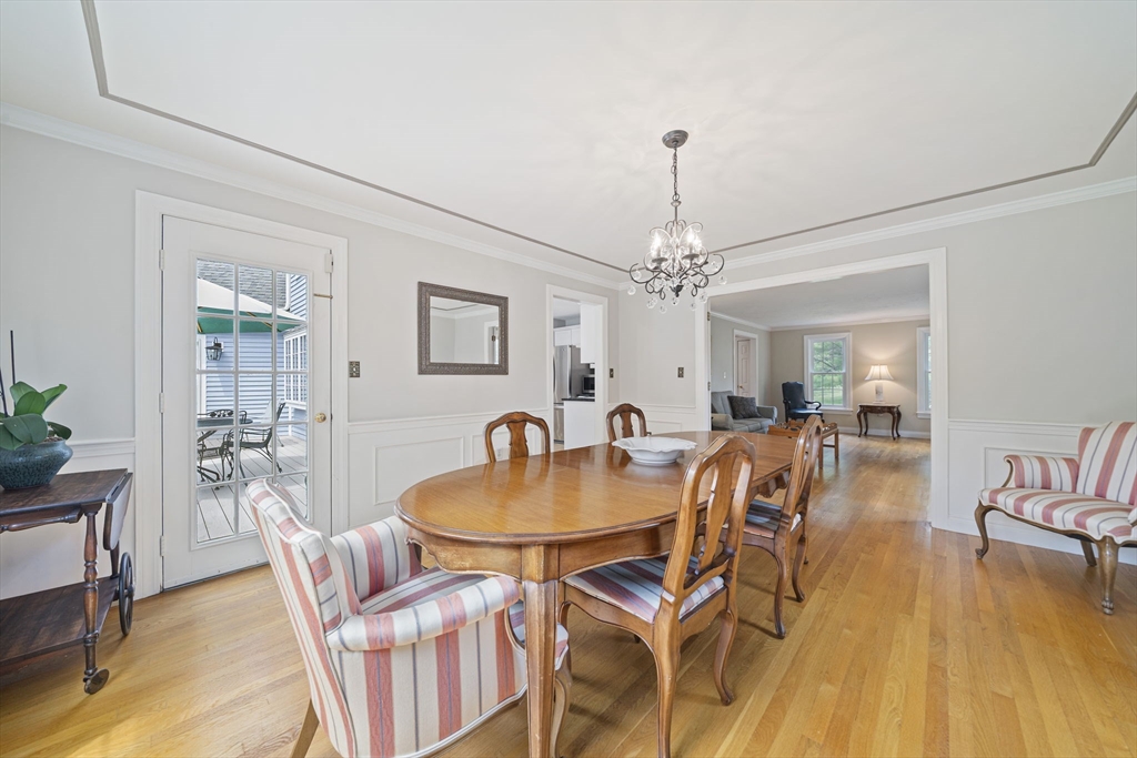 85 York St