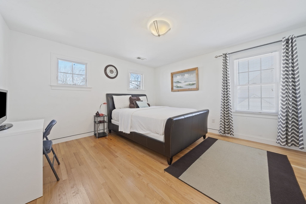 20 Coolidge Ave
