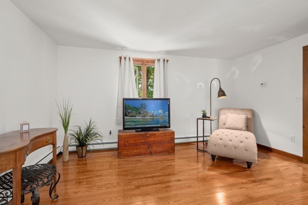 11 Elginwood Rd.