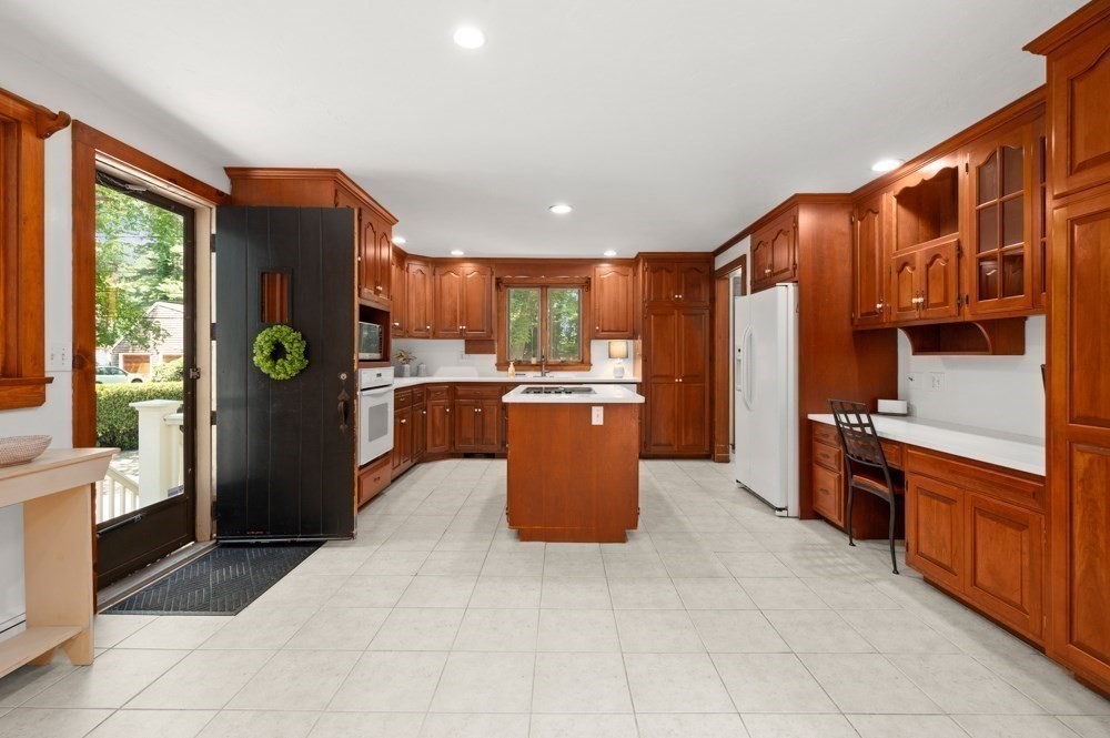11 Elginwood Rd.