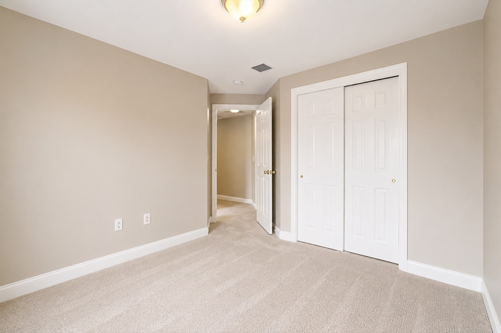 30-32 Harriet Thayer Ave # 1
