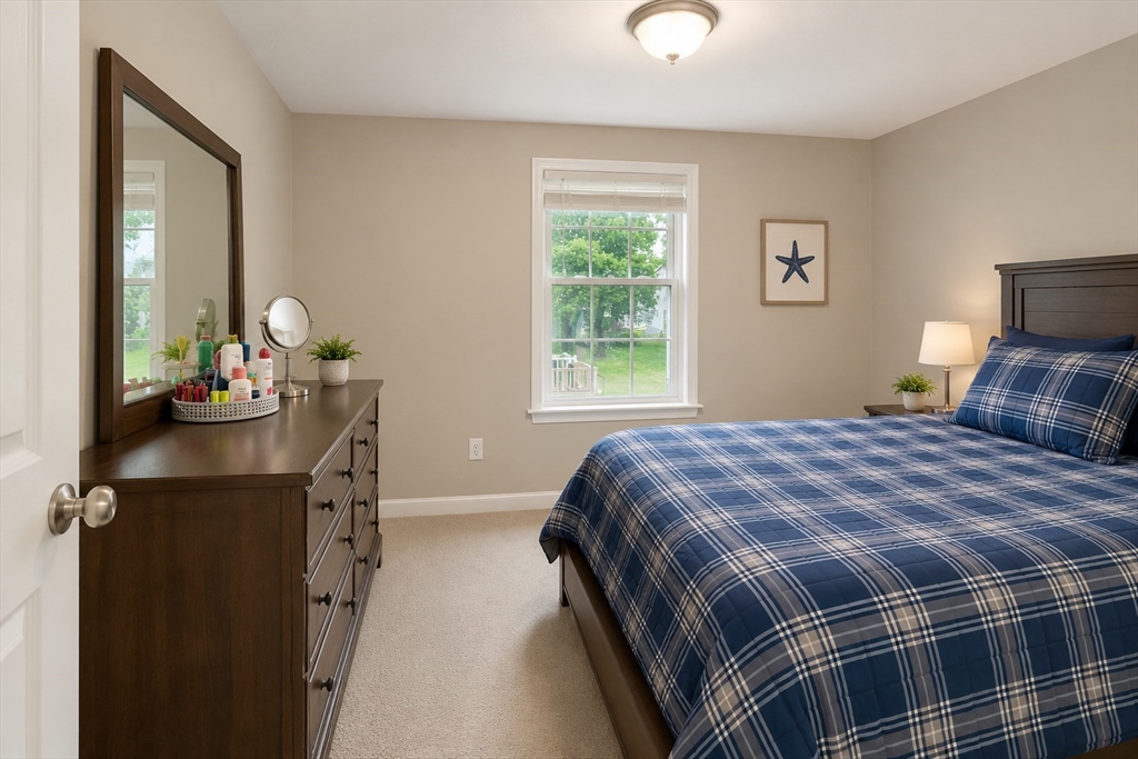 30-32 Harriet Thayer Ave # 1