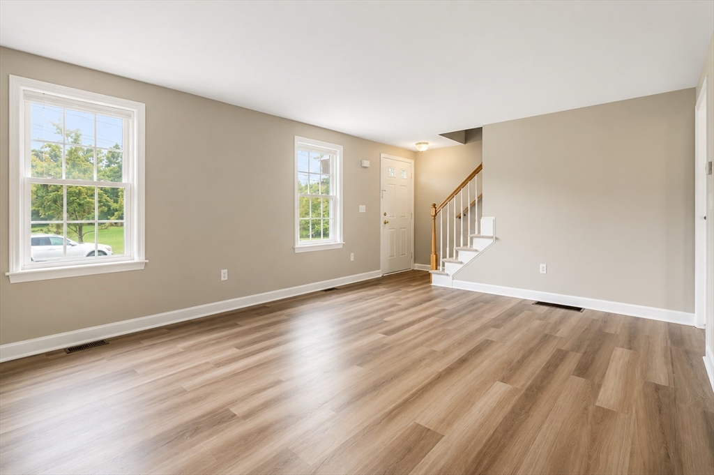 30-32 Harriet Thayer Ave # 1
