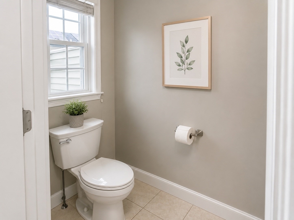 30-32 Harriet Thayer Ave # 1
