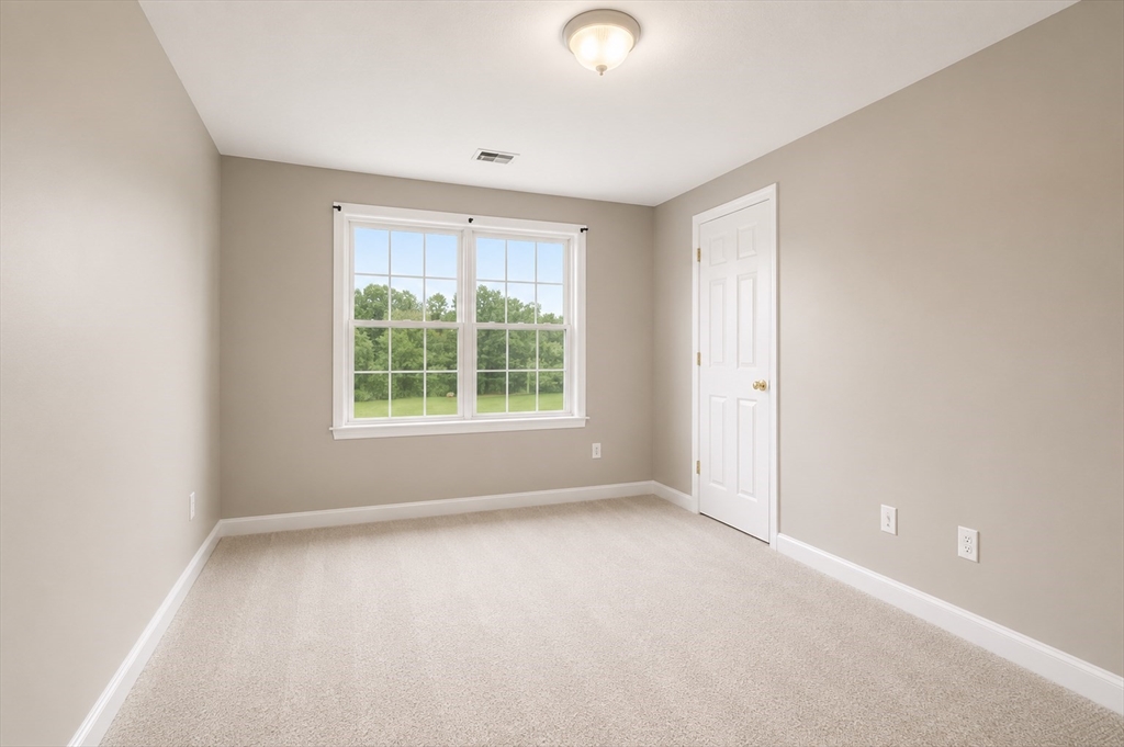 30-32 Harriet Thayer Ave # 1