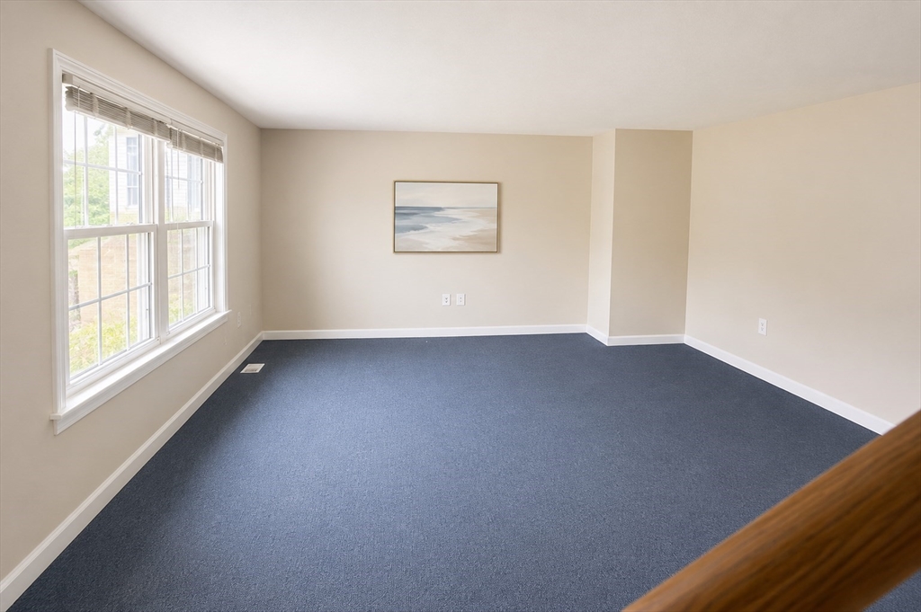 30-32 Harriet Thayer Ave # 1