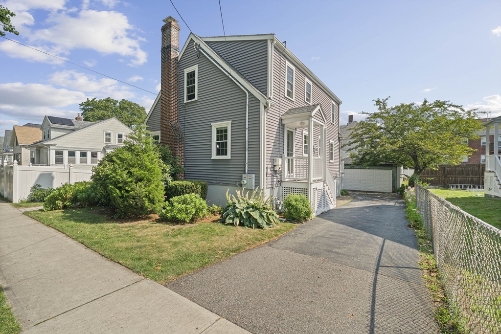272 Belmont St