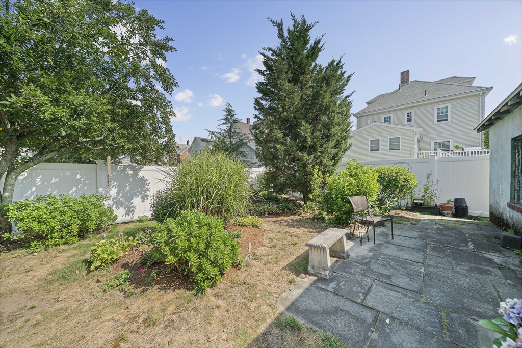 272 Belmont St