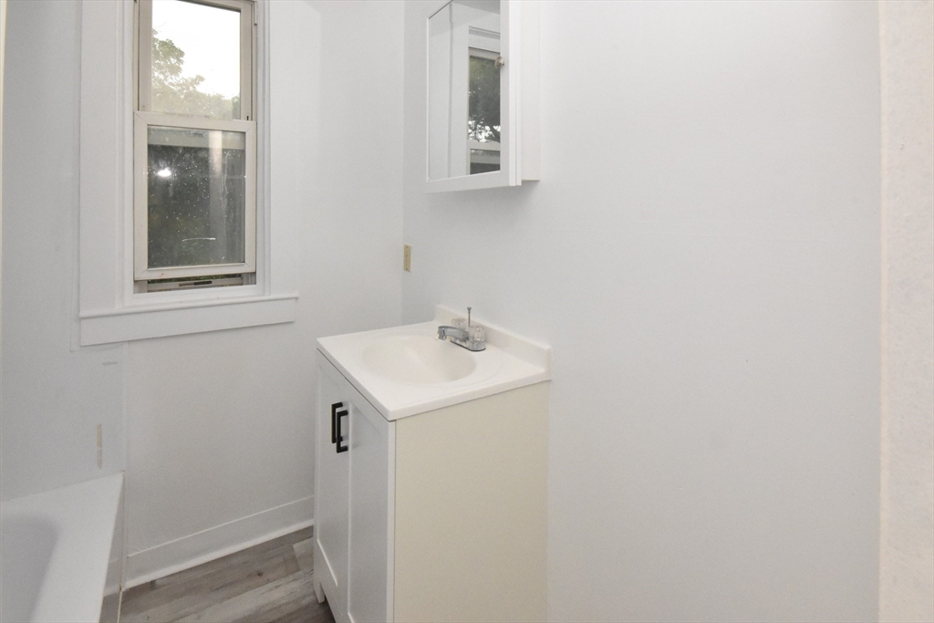 20 N Manchester St # 2