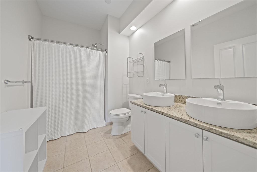 59 Walpole St # 307