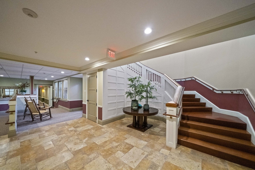 59 Walpole St # 307