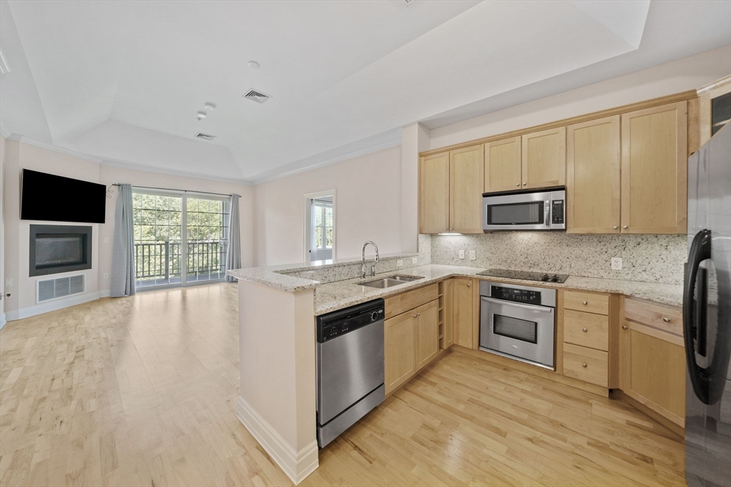 59 Walpole St # 307