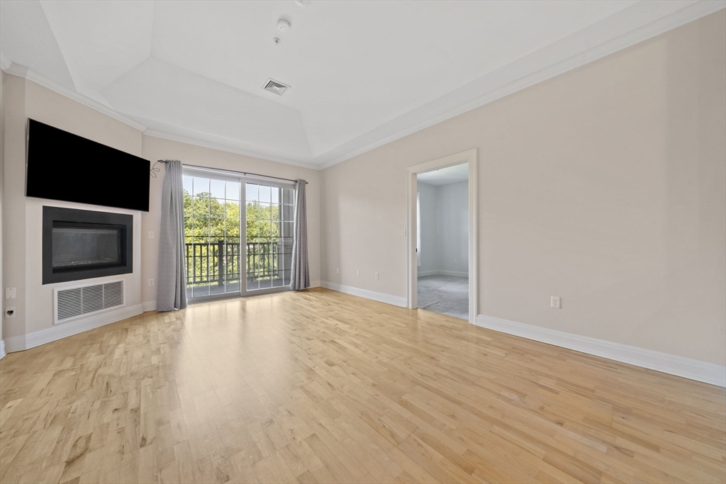 59 Walpole St # 307