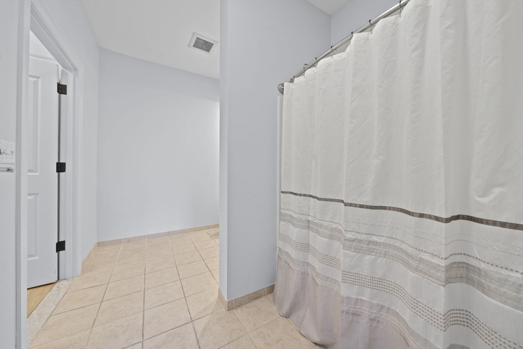 59 Walpole St # 307