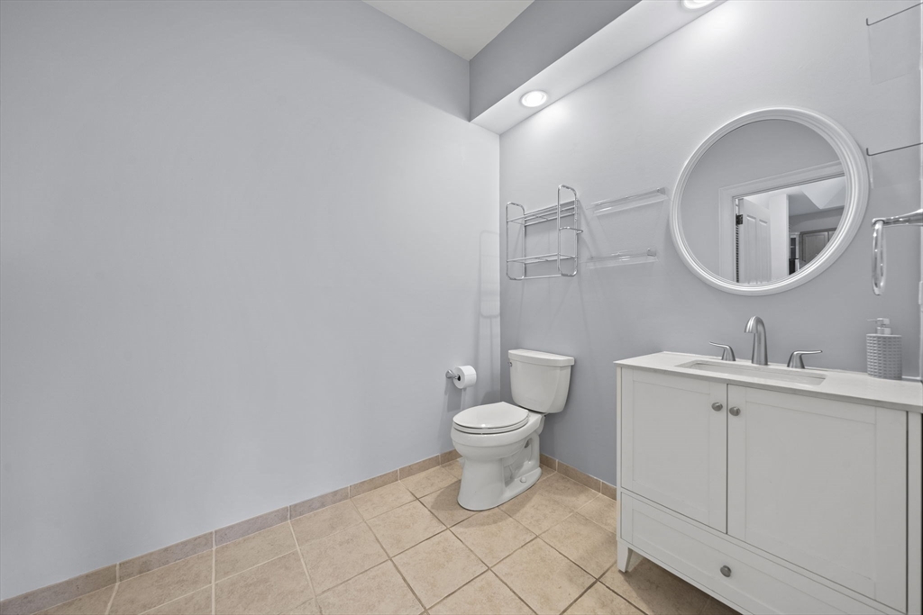 59 Walpole St # 307
