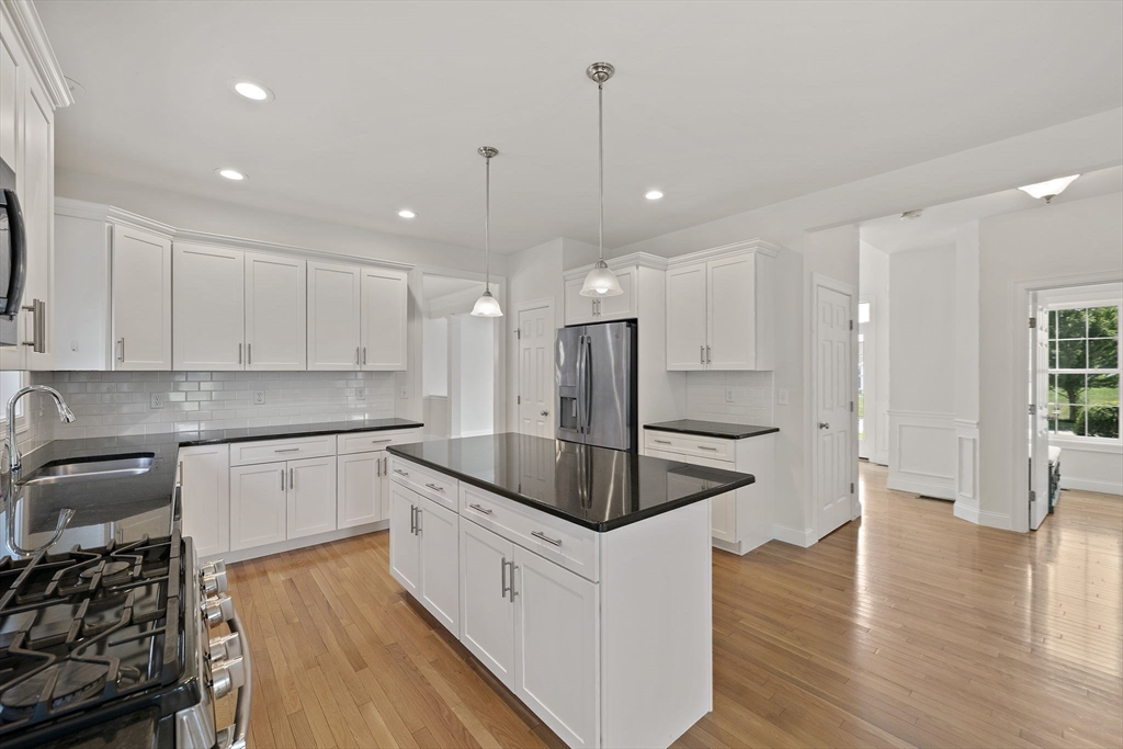 42 Magnolia Way