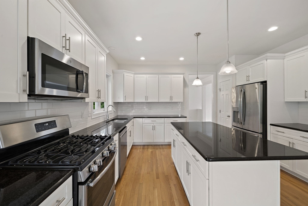 42 Magnolia Way