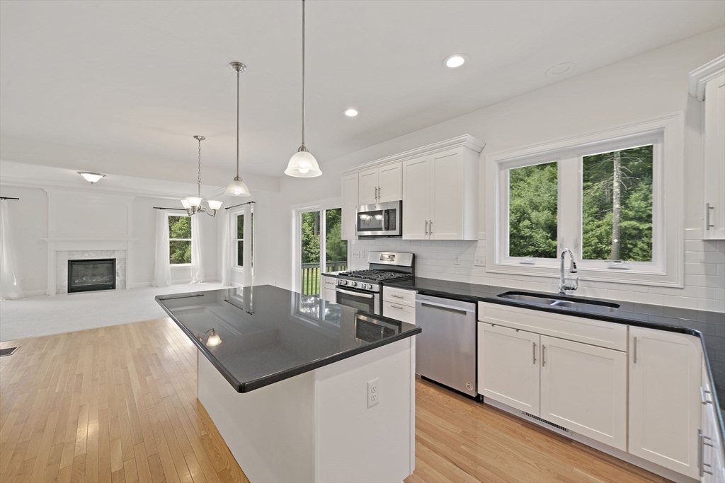 42 Magnolia Way