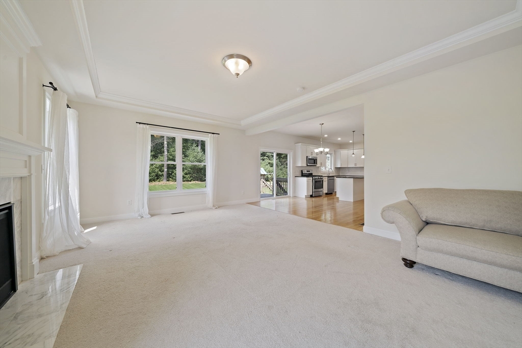42 Magnolia Way