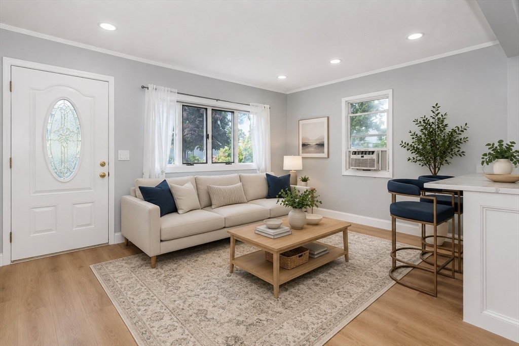 20 Rayburn Rd # 1