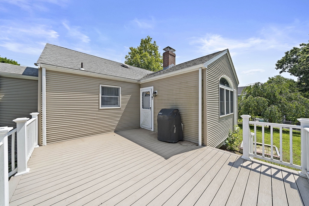 65 Fuller St