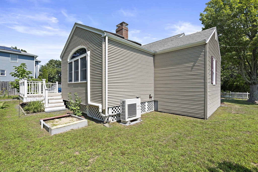 65 Fuller St
