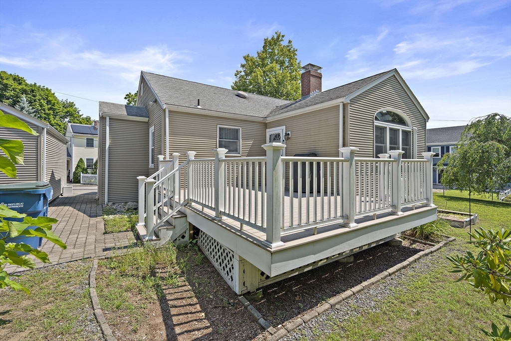 65 Fuller St