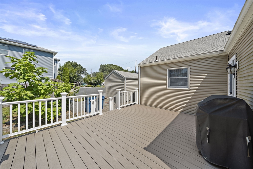65 Fuller St