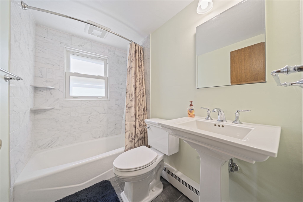 10 Curtis Cir