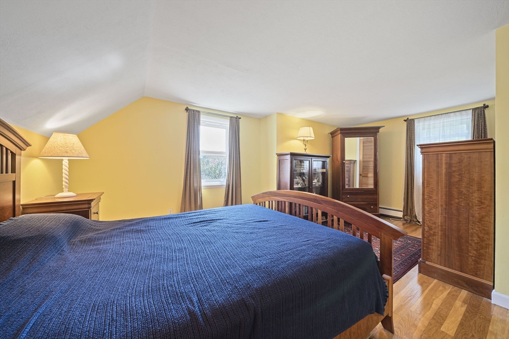 10 Curtis Cir