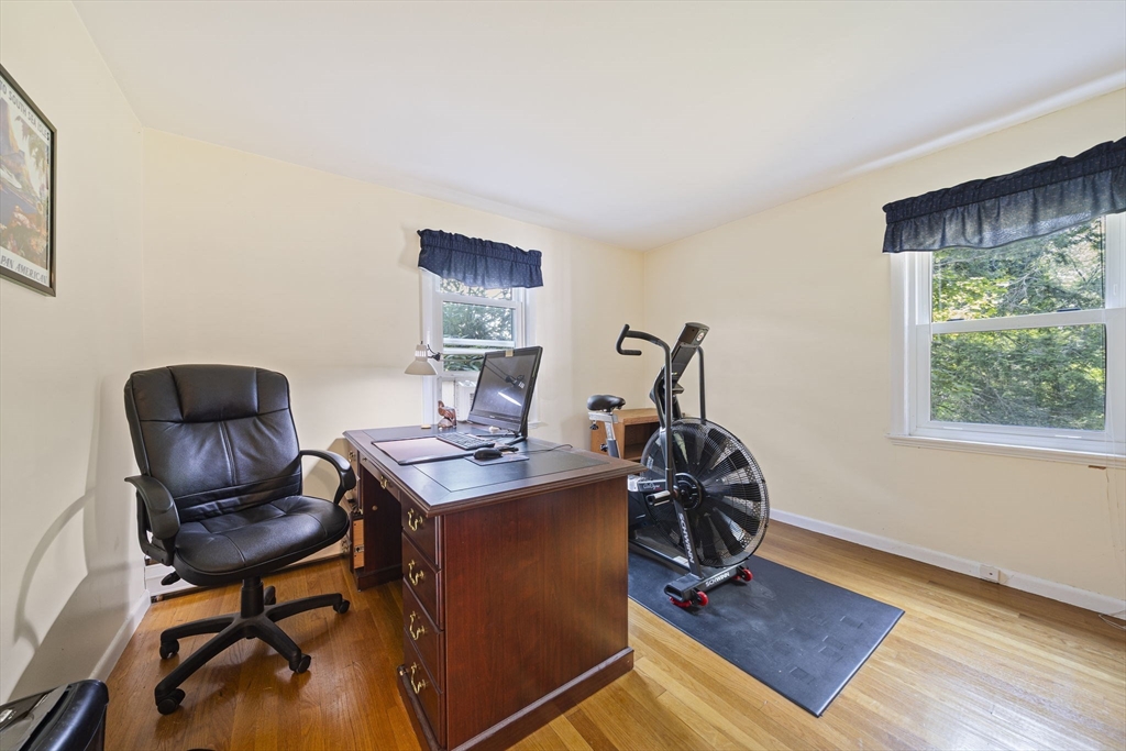 10 Curtis Cir