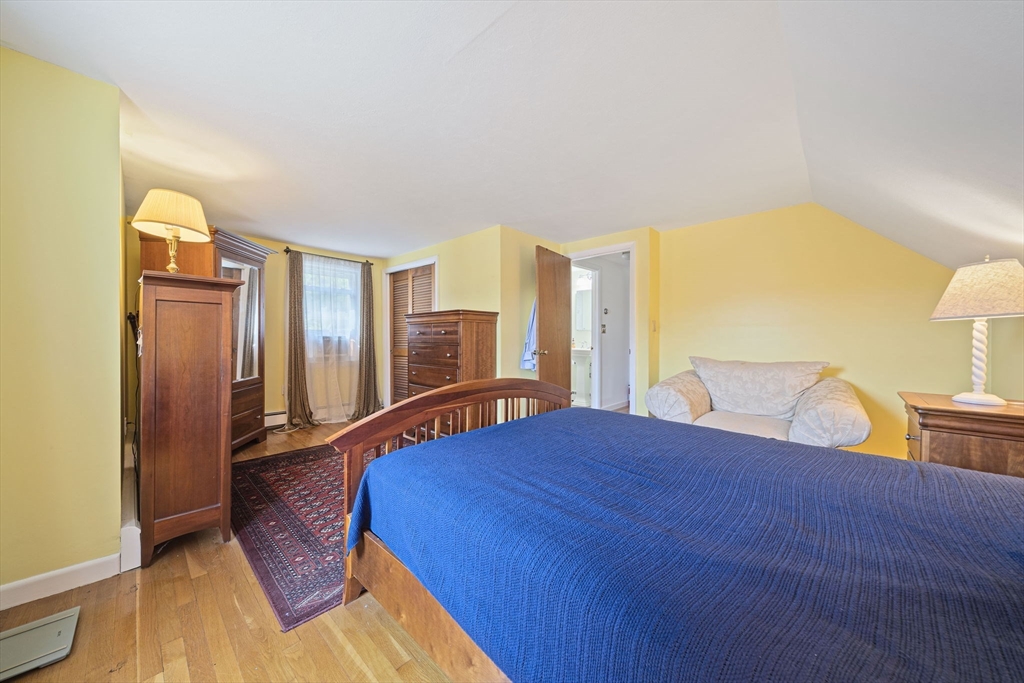 10 Curtis Cir