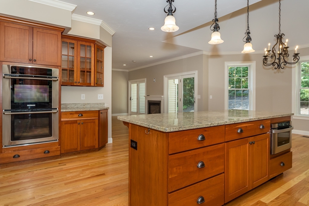 512 Fresh Meadow Ln