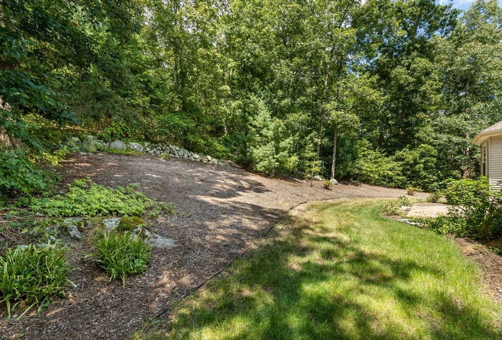 512 Fresh Meadow Ln