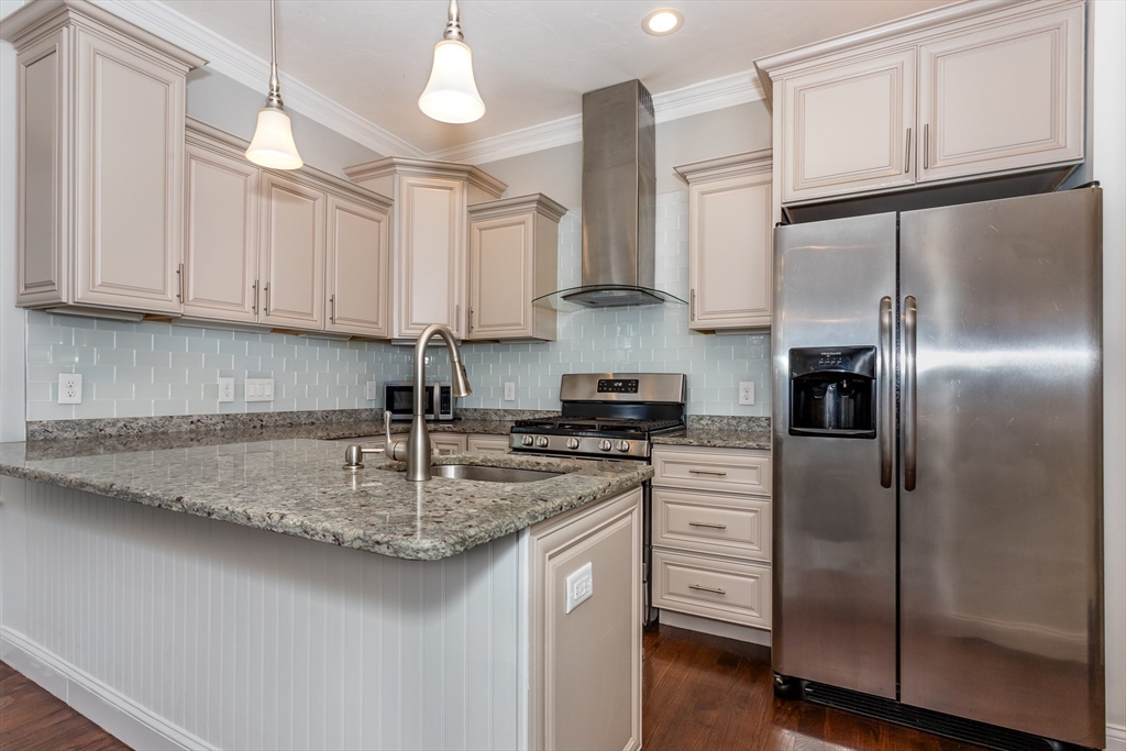 18 Kittredge St # 1