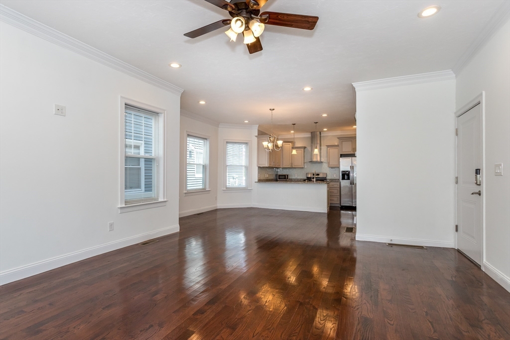 18 Kittredge St # 1