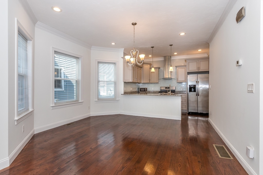 18 Kittredge St # 1