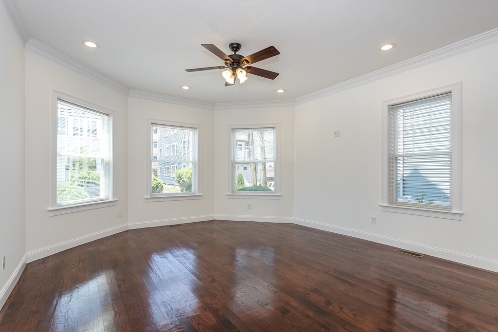 18 Kittredge St # 1
