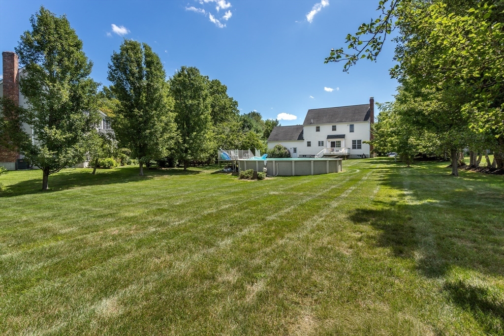 14 Orchard Ln