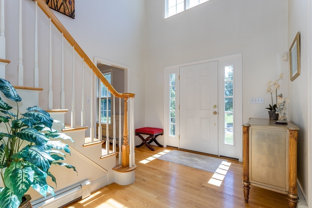 14 Orchard Ln