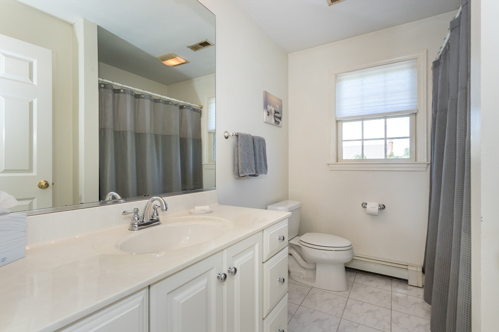 14 Orchard Ln