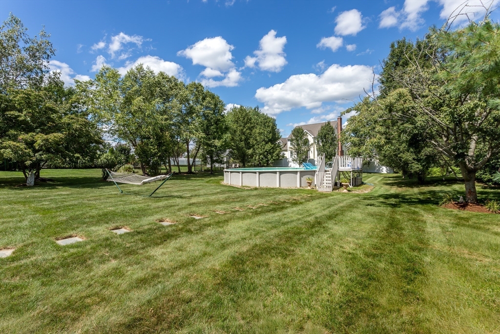 14 Orchard Ln